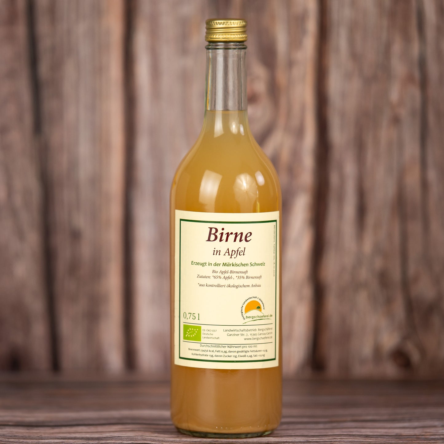 Birne in Apfel